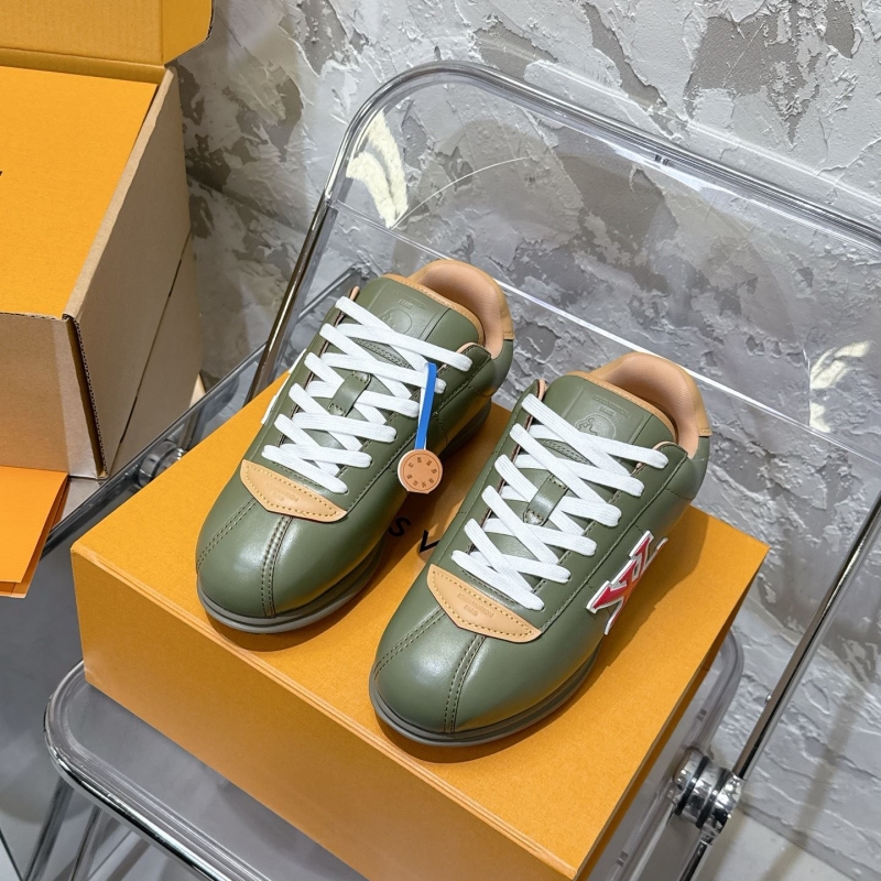 l0vis Vvtt0n trainer sneaker